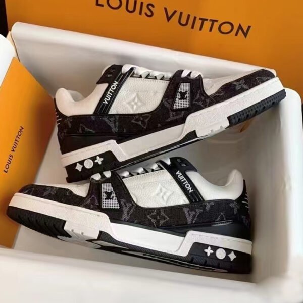 XA00102 Louis Vuitton Shoes LV Trainer Sneakers