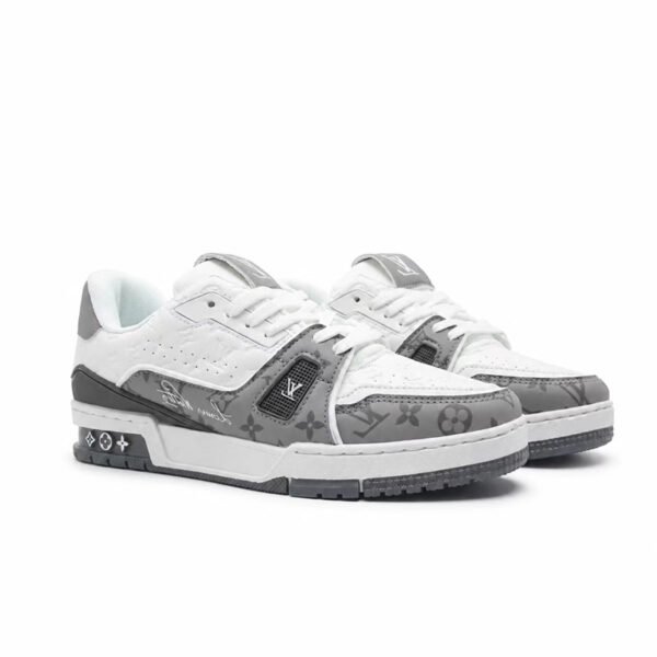 XA00305 Louis Vuitton Shoes LV Trainer Sneakers