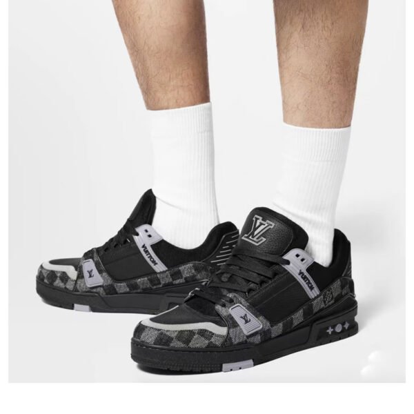 XA00601 Louis Vuitton Shoes LV Trainer Sneakers