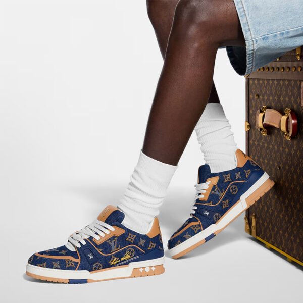 XA01001 Louis Vuitton Shoes LV Trainer Sneakers