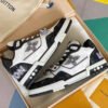 XA01101 Louis Vuitton Shoes LV Trainer Sneakers