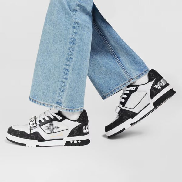 XA01101 Louis Vuitton Shoes LV Trainer Sneakers
