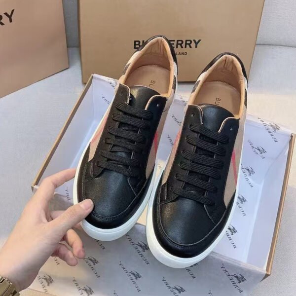 XG001-001-010-01 XG00101 Burberry Shoes House Check Sneakers