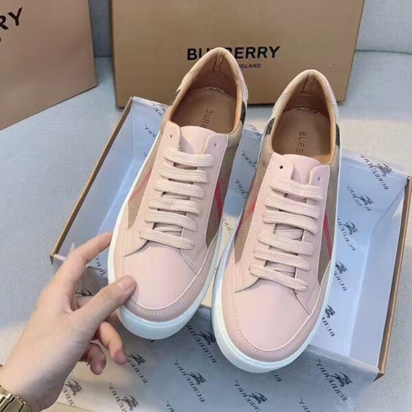 XG001-003-010-01 XG00103 Burberry Shoes House Check Sneakers