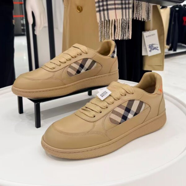 XG003-002-010-02 XG00302 Burberry Shoes Vintage Check Terrace Sneakers