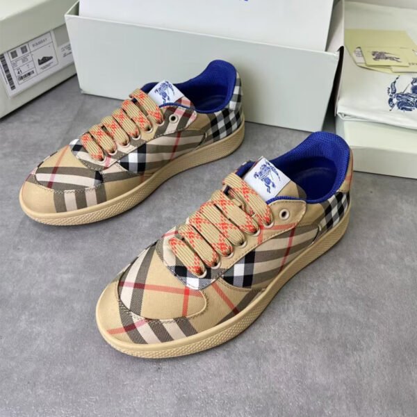 XG003-006-010-01 XG00306 Burberry Shoes Vintage Check Terrace Sneakers